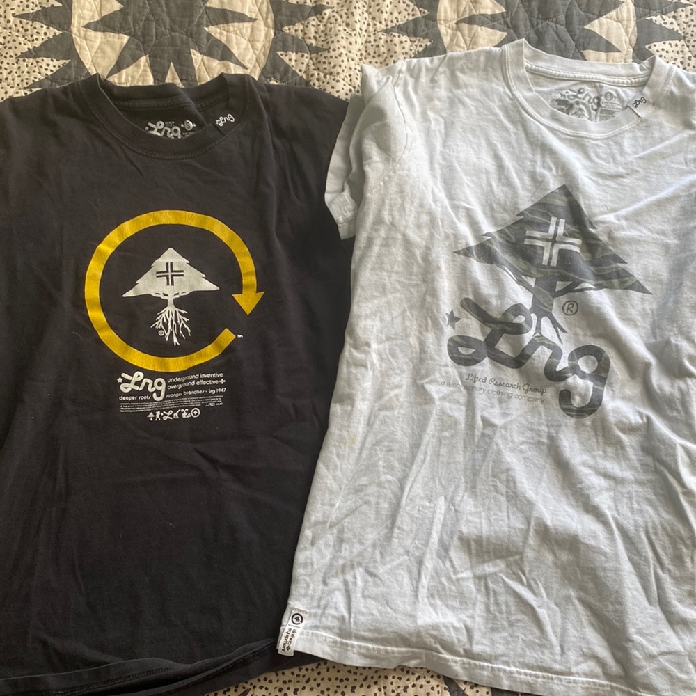 LRG 2 shirts